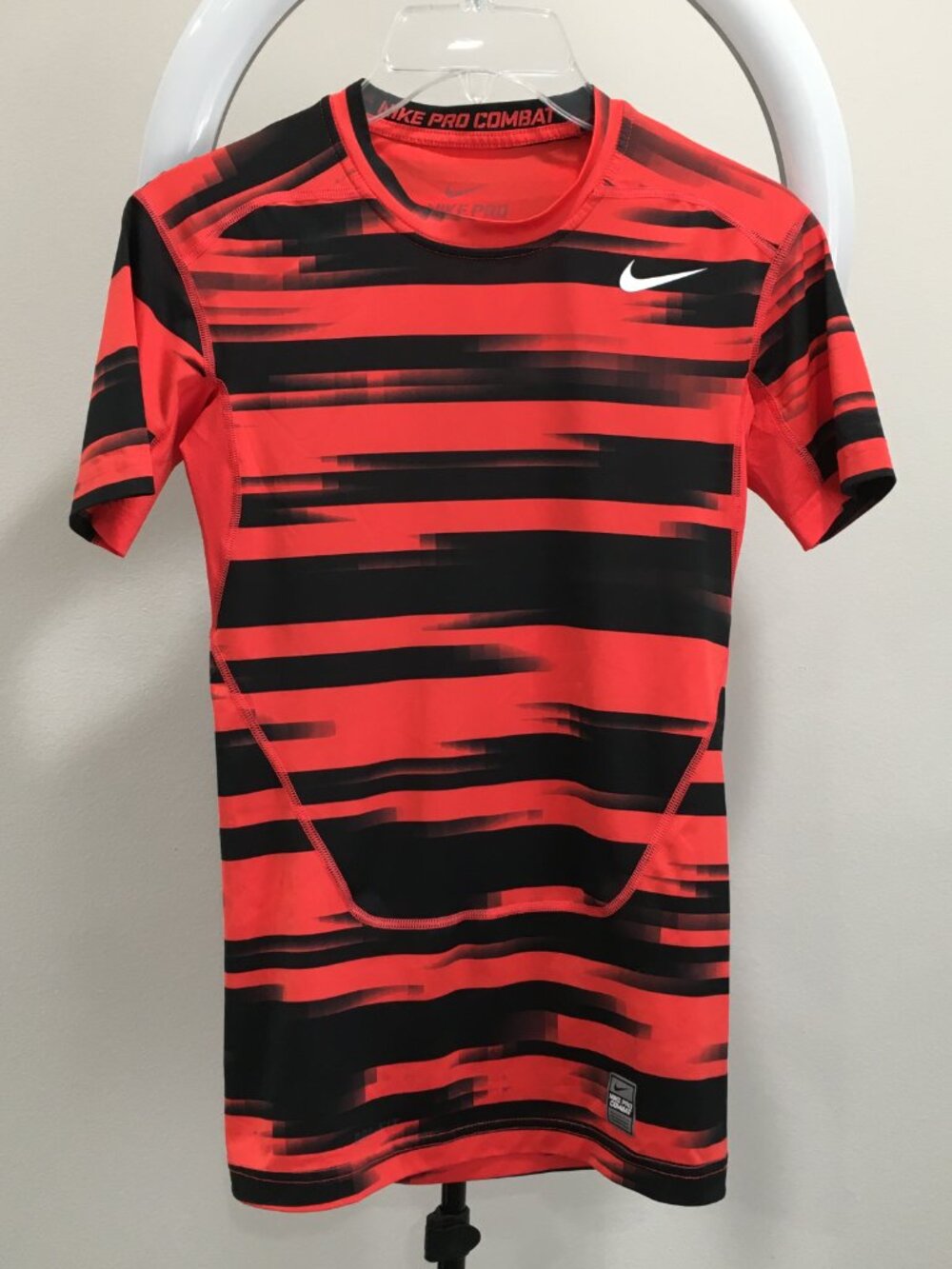 NIKE Pro Combat Dri Fit Red Black Moisture Wicking Short Sleeve Activewear Shirt